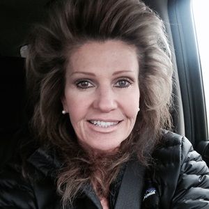 Meet your Posher, Adrianne